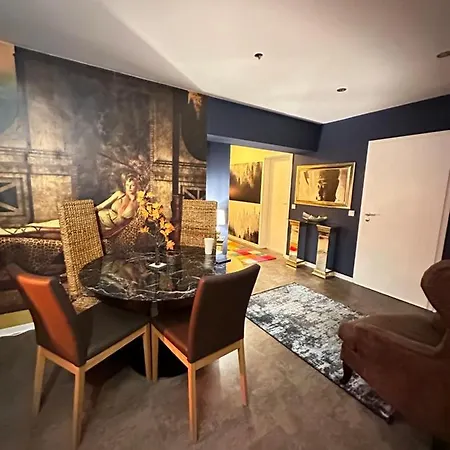 Appartement Luxurious With Sauna Keulen