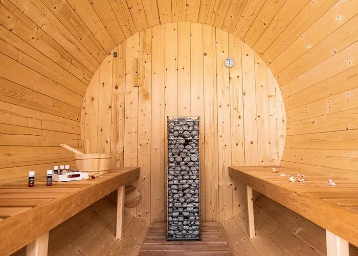 Luxurious With Sauna Daire Köln