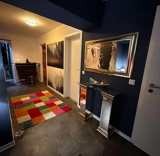 Luxurious With Sauna Apartman