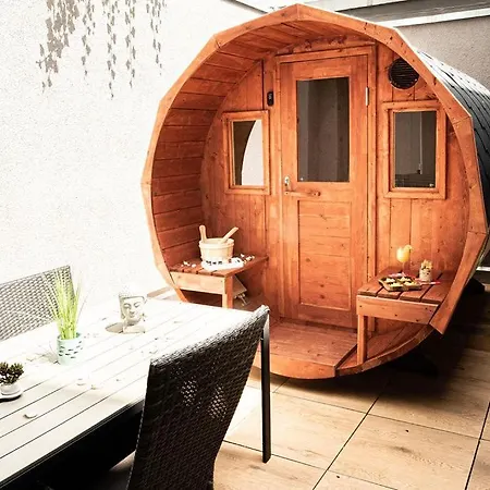 Luxurious With Sauna Apartment