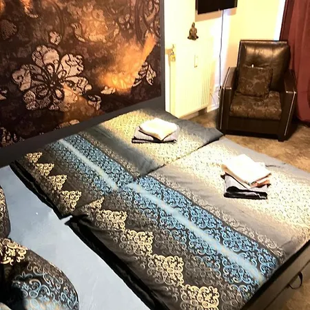 Luxurious With Sauna Apartment *